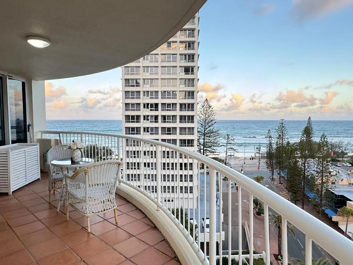 Moroccan Beachfront 2Bdr-Apt In Surfers Paradise Gold Coast 0*,  Austrálie